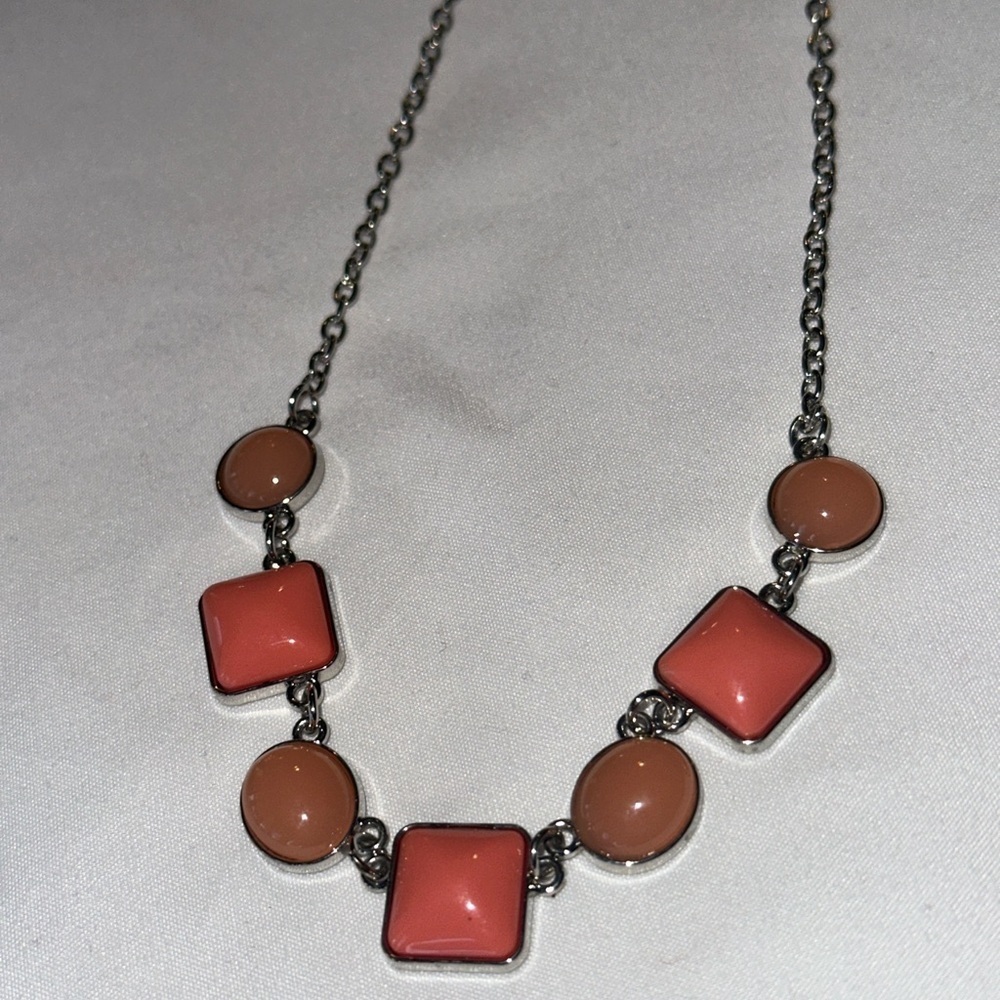 Silver and Pink Geometric Necklace - Picture 3 of 6